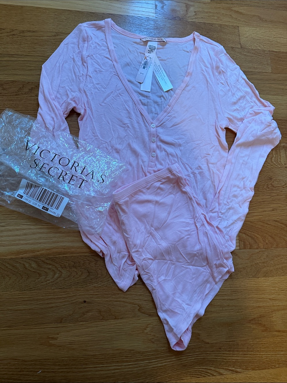 Victoria's Secret 2 piece pajama set Pink Ribbed V‑Neck Henley NWT super soft